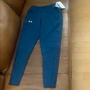 Under armour hiking / running pants